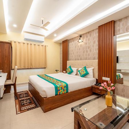 Treebo Premium Zorba Hotel Bhopal Buitenkant foto