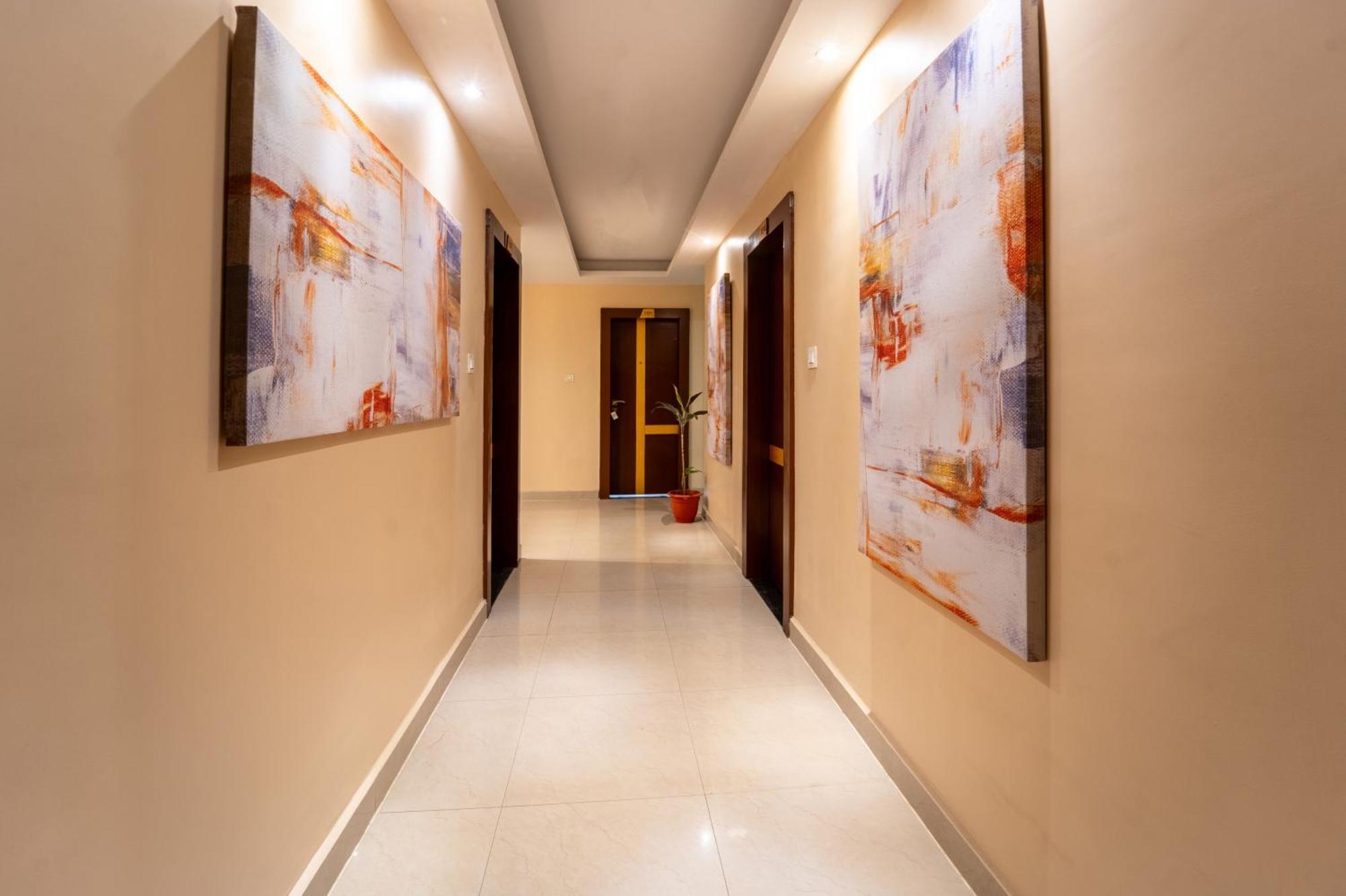Treebo Premium Zorba Hotel Bhopal Buitenkant foto