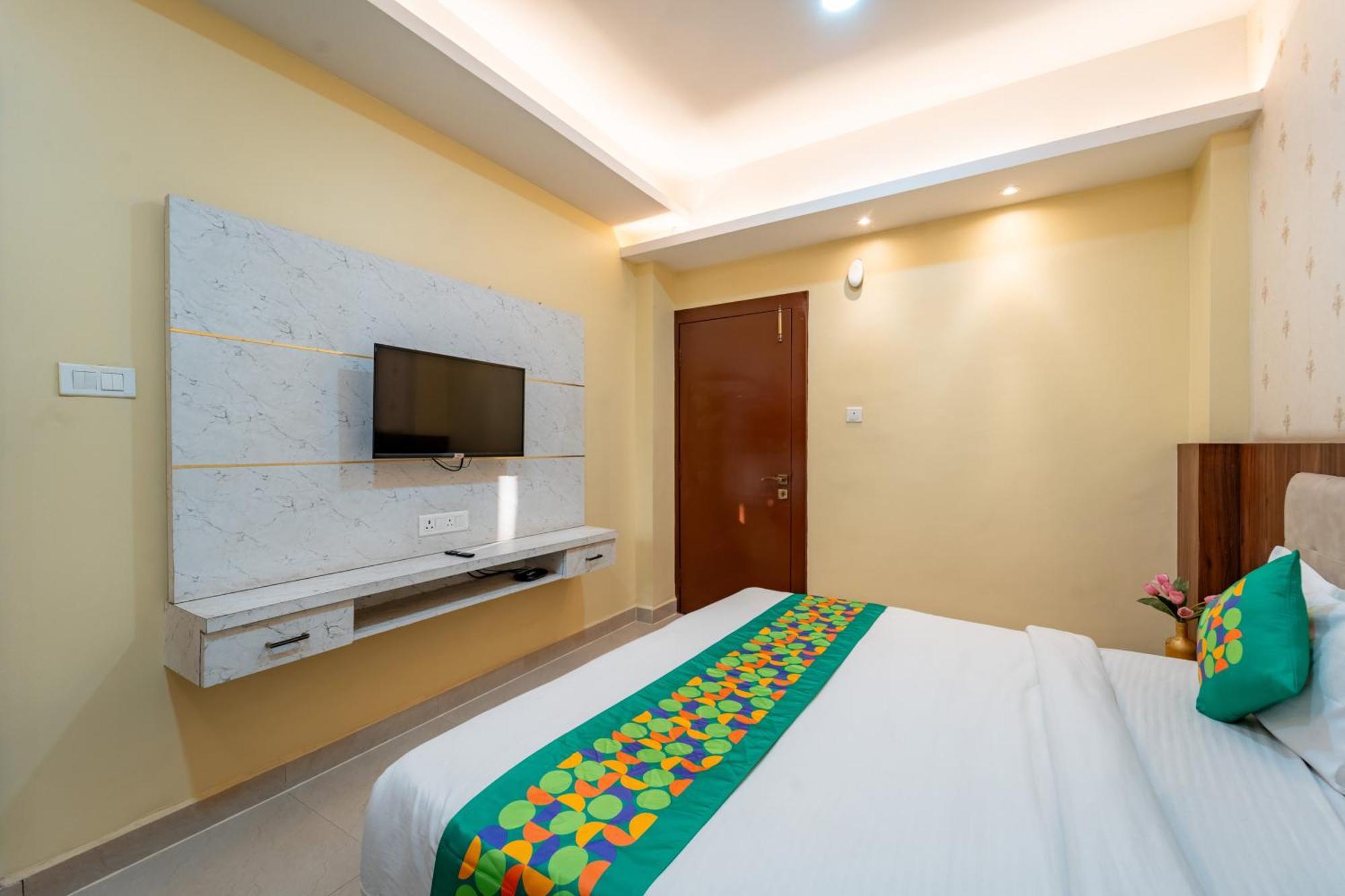 Treebo Premium Zorba Hotel Bhopal Buitenkant foto